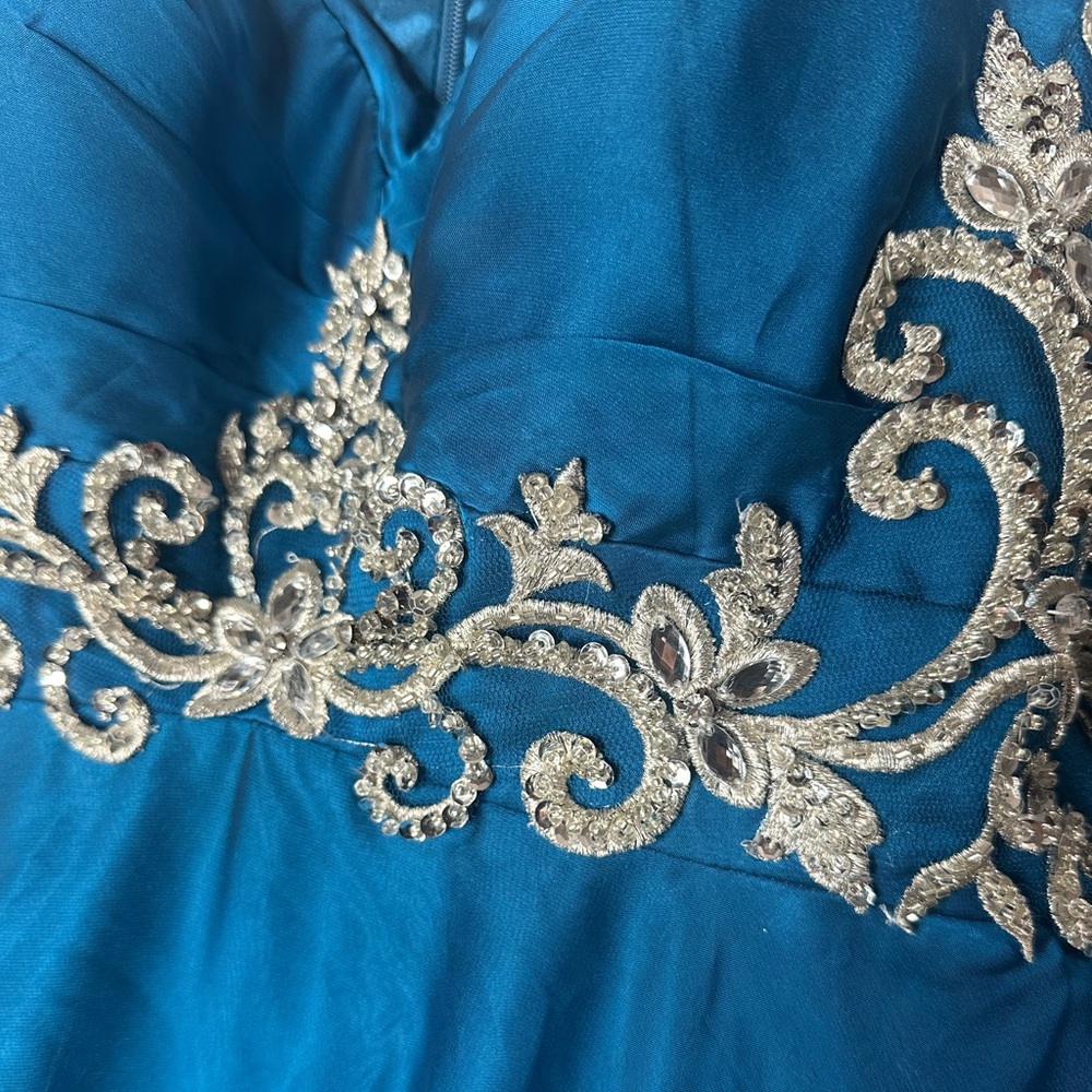 BICICI & COTY A Line Formal Dress Blue with Silver Floral Detail Size XL - Picture 16 of 16